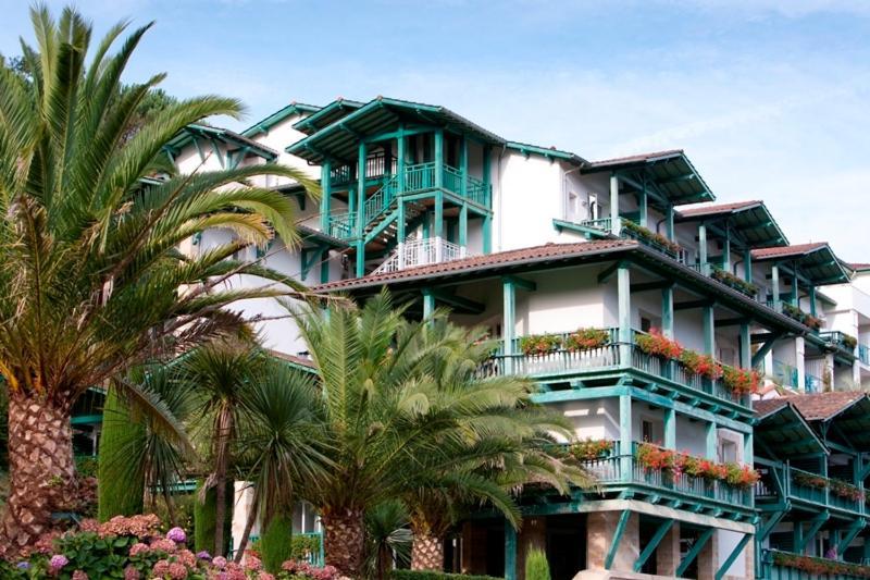 فندق كامبو-لي-بانفي  Le Domaine Du Levant الغرفة الصورة